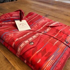 Iron and Resin "Navajo" Southwest Jacquard Button-down size L